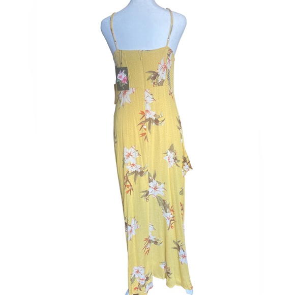 NWT- Beautiful Canary Yellow Floral And Polka Dot Print Maxi Dress ✨💗 - Picture 4 of 4